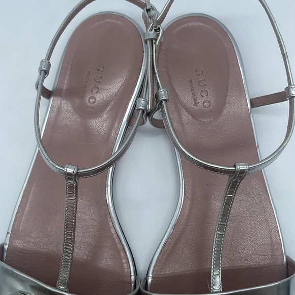 Gucci Metallic Silver leather Horsebit T strap flat sandals 38 - Picture 6 of 8